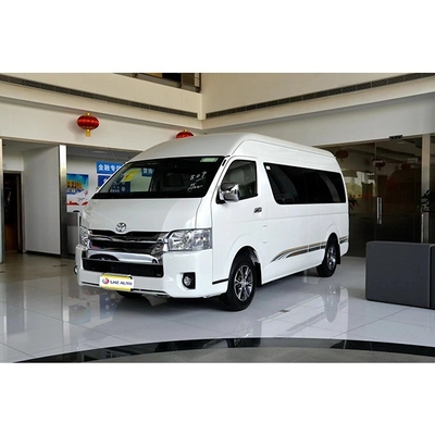 Vorwärts Schicht Nummer 5 Toyota Sea Lion 10-Sitzer Minibus perfekt für Taxis im Jahr 2024