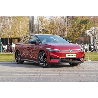 2024 Volkswagen ID7 Long Range Pure Electric Limousine mit einer Batteriekapazität von 84,8 kWh Grün
