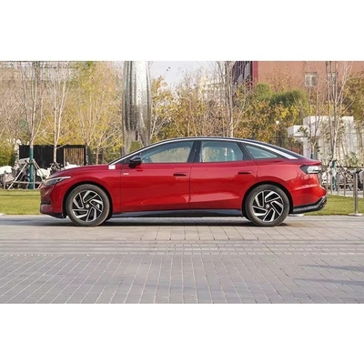 2024 Volkswagen ID7 Long Range Pure Electric Limousine mit einer Batteriekapazität von 84,8 kWh Grün