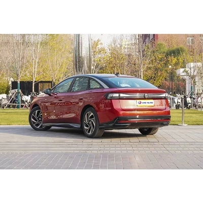 2024 Volkswagen ID7 Long Range Pure Electric Limousine mit einer Batteriekapazität von 84,8 kWh Grün