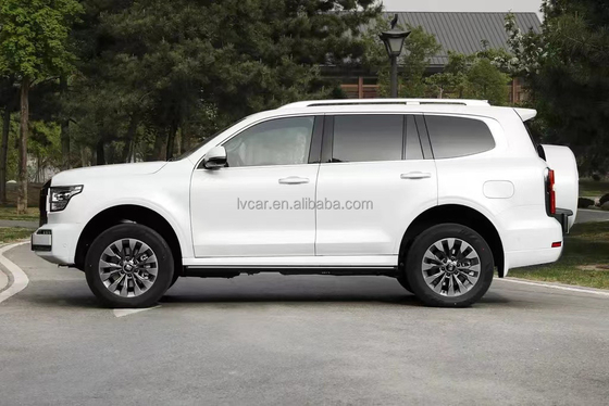 Tank500 Chinesische Mauer 4WD Benzin SUV Linksgetrieben 4 Airbags Geräumiges Interieur