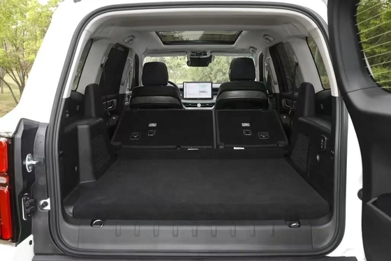 SUV Tank 500 Plug-in Hybrid Luxus Geländefahrzeug mit Multifunktionslenkrad