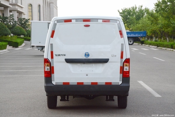 Elektrischer Mini-Lkw mit Macpherson-Hinterfederung und Multifunktionslenkrad