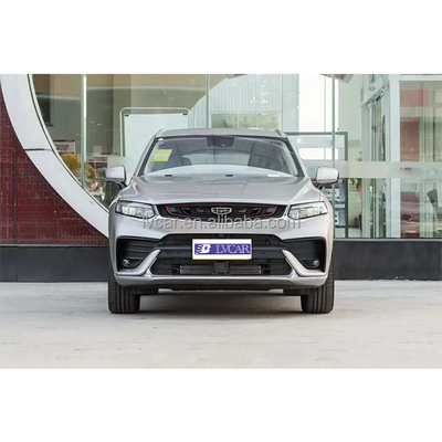 - Geely Xingyue 2.0T SUV mit 8 Vorwärtsschaltungen und automatischer Klimaanlage.