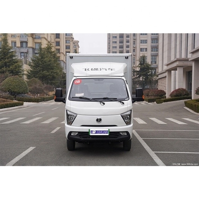 Weißer Elektro-Lkw 2 Sitzplätze 0,5 Stunden Ladezeit 55,7 Batteriekapazität 2023 Jahr