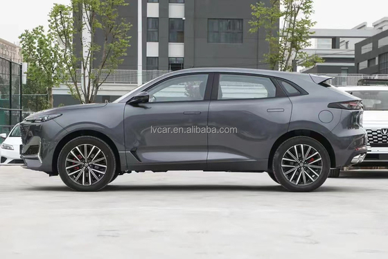 ChangAn UNI-k/UNI-T 2.0T SUV für Vorderen Vorläufer Antriebsmodus und 235/50 R20 Reifen