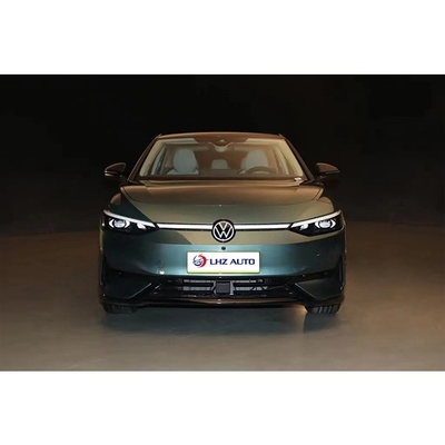 Die führende Limousine der ID7-Serie mit 150 kW und 310 Nm Drehmoment.