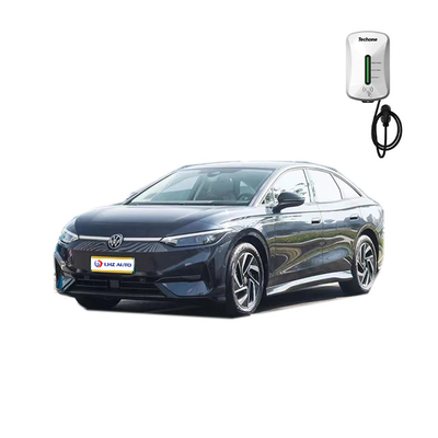 ID7 Die erste Limousine der Volkswagen ID-Serie mit 150 kW Maximalleistung und 45 Sitzplätzen