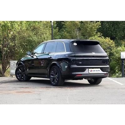 Li L8 Luxus-SUV mit elektrischem Fahrersitz und hellen Innenraum