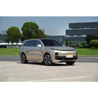 Li L9 Das chinesische Auto mit Langlebigkeit und 6-Sitzer Plug-In-Hybrid jetzt in Russland