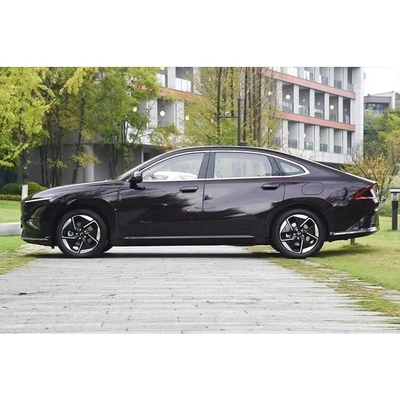 Energiefahrzeug 2024 Wuling Xingguang PHEV 5-Türer 5-Sitzer A-Klasse Limousine mit Langstreckenflug