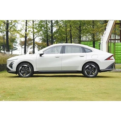 2024 Wuling Xingguang Hybrid Limousine Ein stilvoller 5-Sitzer mit Langstrecken-PHEV-Technologie