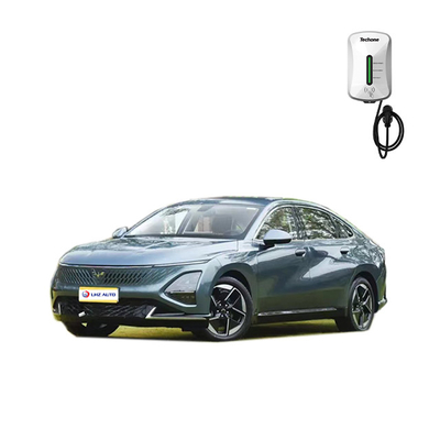 Langstrecken-Lithiumbatterie Wuling Starlight Hybrid Limousine A-Klasse 5 Sitzplätze Energiefahrzeug