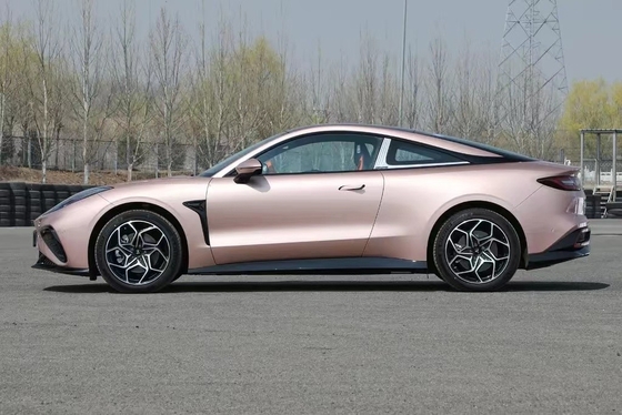 Nezha GT Die perfekte Kombination aus 650km Reichweite 620N.m Drehmoment und reiner elektrischer Energie