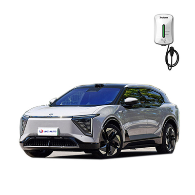 Innovatives Design chinesischer Energiefahrzeuge mit 5 Sitzplätzen und 2950 Radstand