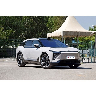 Innovatives Design chinesischer Energiefahrzeuge mit 5 Sitzplätzen und 2950 Radstand