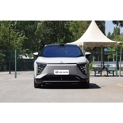 Innovatives Design chinesischer Energiefahrzeuge mit 5 Sitzplätzen und 2950 Radstand