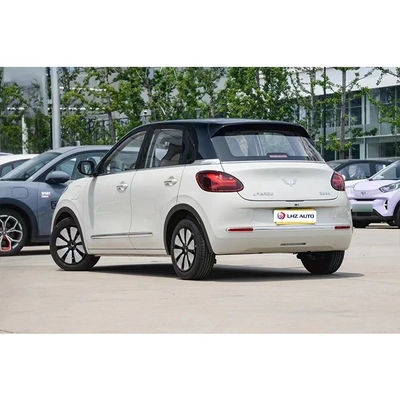 100% Elektroauto Wuling Bingo 58kWh Batteriekapazität 203km Reichweite 410km Energiefahrzeug