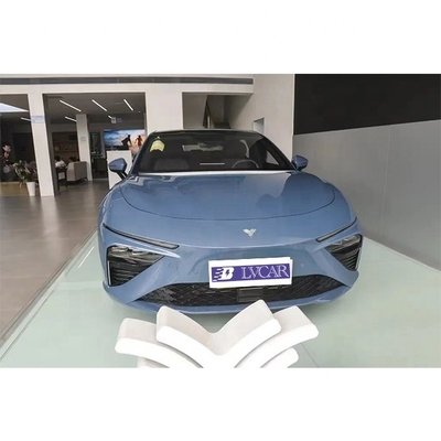 Nezha S Das Elektrofahrzeug 2024 mit Auto-Entertainment-System und fortschrittlichen Funktionen