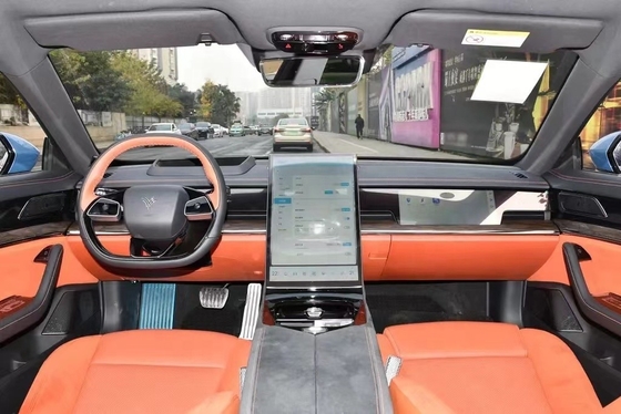 Nezha S Das Elektrofahrzeug 2024 mit Auto-Entertainment-System und fortschrittlichen Funktionen