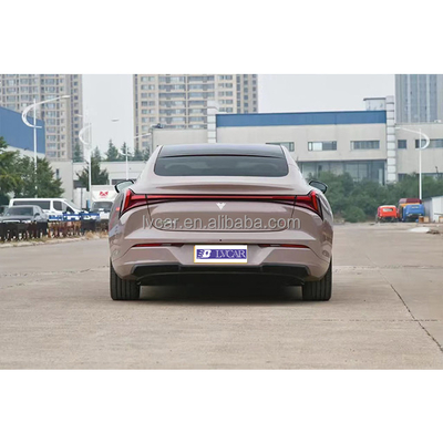 Nezha S'revolutionäres Energiefahrzeug mit 1.160 km Reichweite und ACC Cruise Control