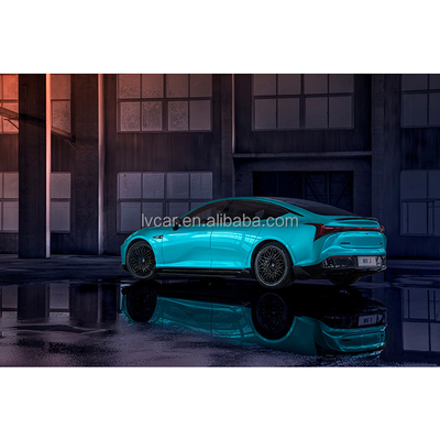 Xiaopeng Elektroautos für Erwachsene 2023 Energiefahrzeuge R19 Reifengröße Luxusauto Sportwagen