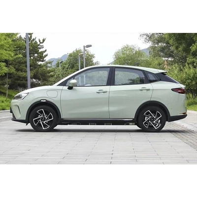 401 km reine elektrische Reichweite 2023 Nezha AYA Small City SUV mit maximaler Geschwindigkeit von bis zu 120 km/h