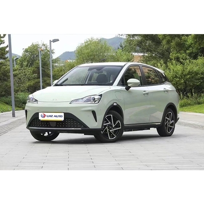401 km reine elektrische Reichweite 2023 Nezha AYA Small City SUV mit maximaler Geschwindigkeit von bis zu 120 km/h