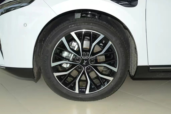 Xpeng P5 P7 2023 Erwachsene Elektroautos mit Heckfederung und elektrischer Parkbremse