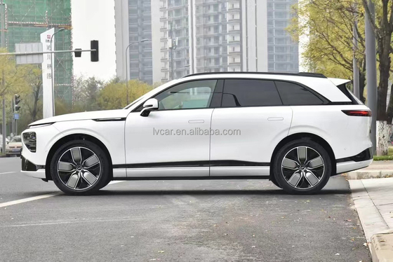 Xpeng G9 2023 3-Zylinder Elektro-SUV mit Schnellladung und Torsionsstrahl-Aufhängung