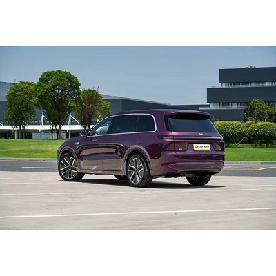 Silber Li Xiang L9 MAX 7 Sitzplätze AWD Drive Elektro-SUV-Auto mit Multi-Link-Frontfederung