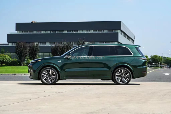 Silber Li Xiang Li L9 MAX Elektro-SUV 7 Sitzplätze AWD-Antrieb für mehrere Farboptionen