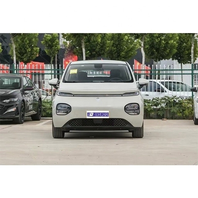Linkslenkslenken Wuling Baojun beliebter und erschwinglicher Fünf-Tür-Fünf-Sitzer-Hatchback