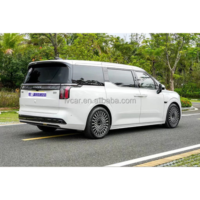 ZEEKR 009 6-Sitzer Luxus-MPV mit 116 kWh Batteriekapazität und 0,5 Stunden Ladezeit