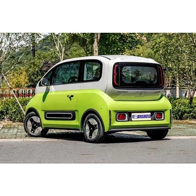 Touchscreen Wuling Baojun Viertürer Fünf-Sitzer-Energiefahrzeug mit 4 Vorwärtsverschiebungen