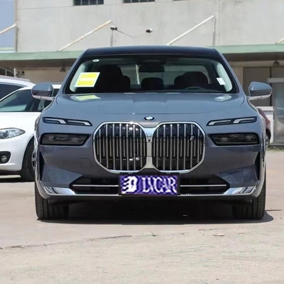 BMW I7 Second-Hand Null Kilometer Elektrische Lederlimousine LED Scheinwerfer 5 Sitzplätze ACC Links