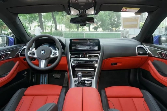 BMW 840i 2023 Hochleistungswagen mit vier Türen und elektrischem Heckfenster